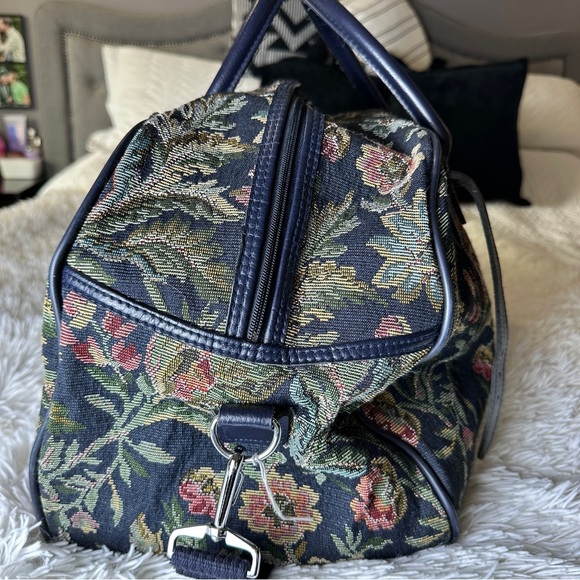 Vintage Jordache Floral Tapestry Duffel Eclectic Grandpa Cottagecore Weekender - Picture 10 of 16